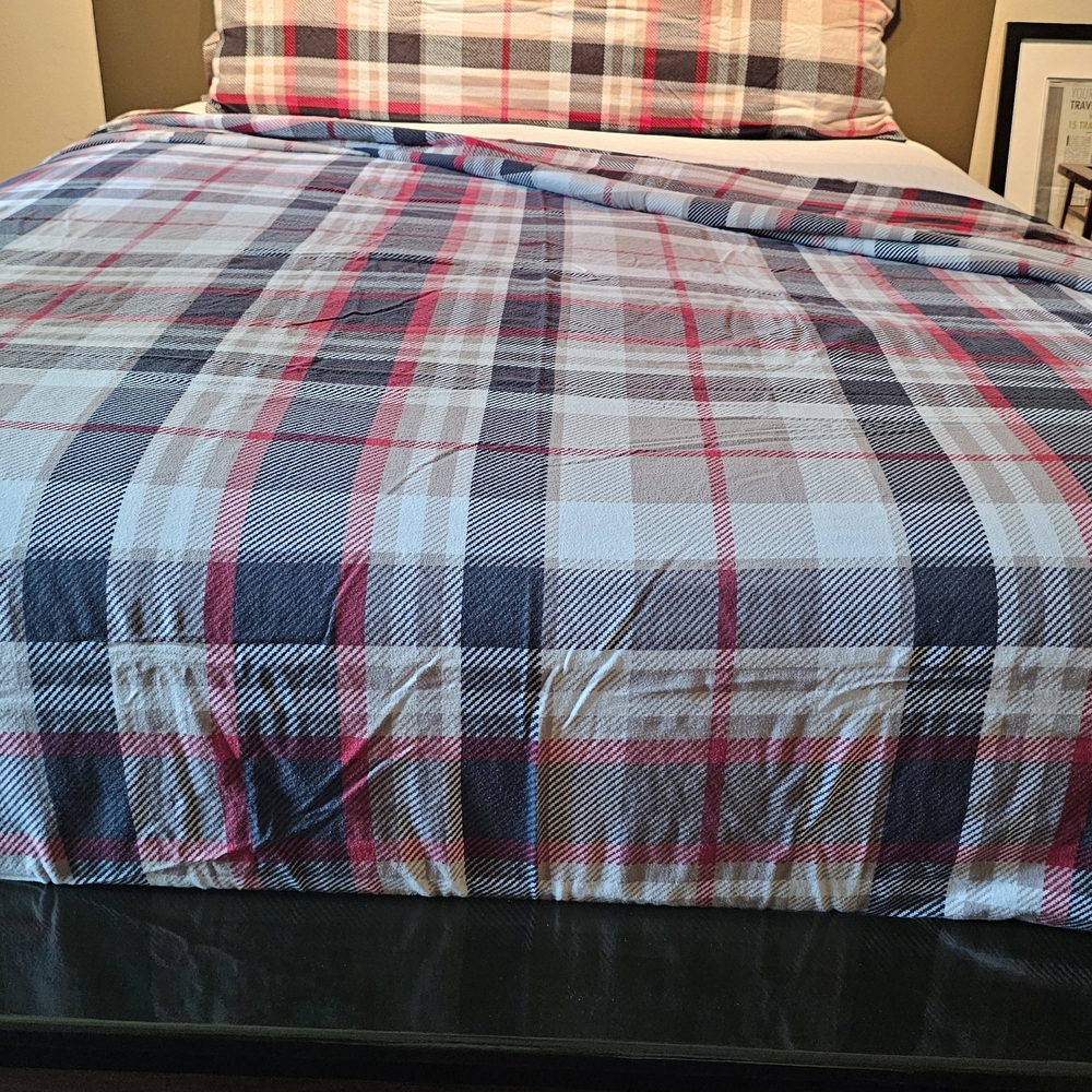 THE SEASONS COLLECTION FLANNEL FLAT SHEET PILLOW CASES QUEEN SIZE PLUS EXTRA - Picture 2 of 7